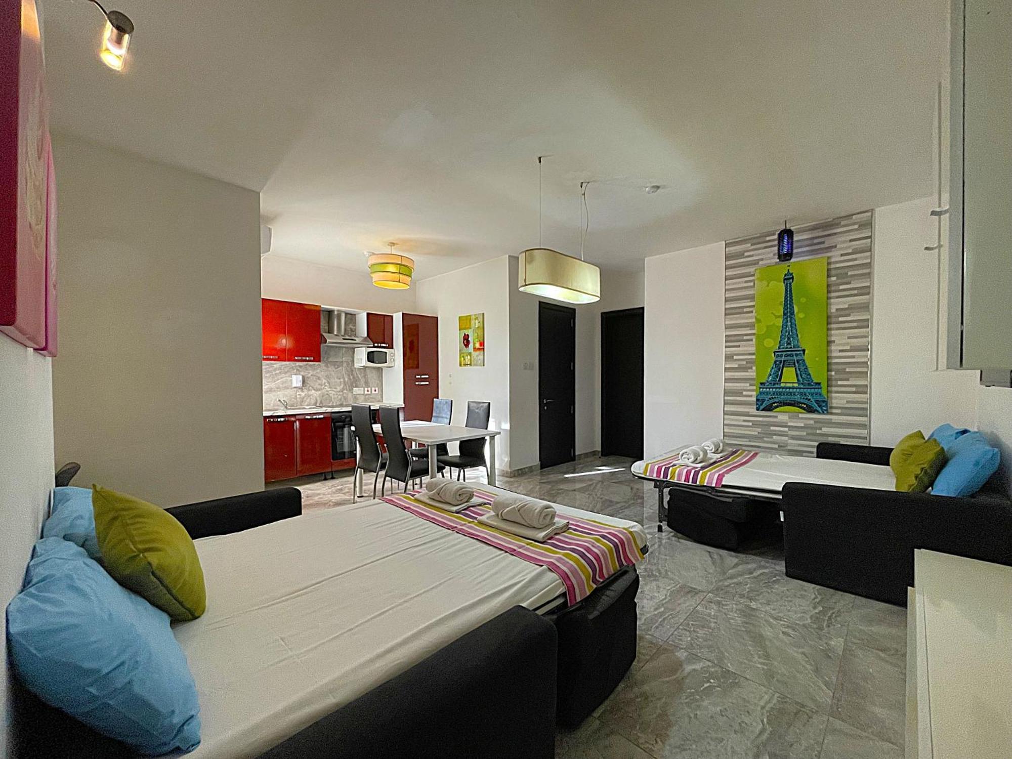 Bayside Apartments Saint Julian's Екстериор снимка